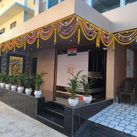 Sharan Residency Hotel Navi Mumbai Bagian luar foto