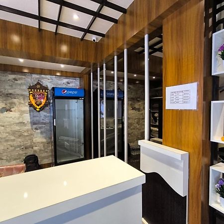 Sharan Residency Hotel Navi Mumbai Bagian luar foto