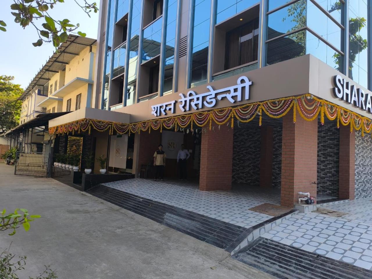Sharan Residency Hotel Navi Mumbai Bagian luar foto