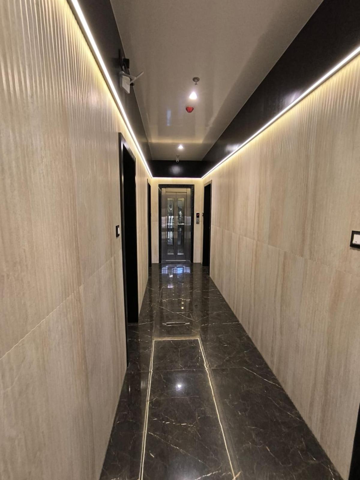 Sharan Residency Hotel Navi Mumbai Bagian luar foto